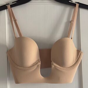 Skims Deep Plunge Shapeware Bra Size XS